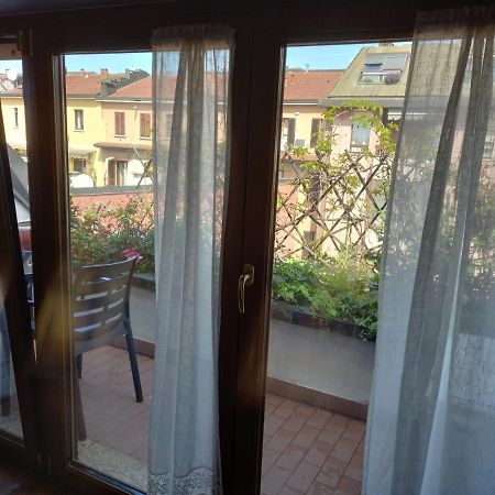 The Boheme Vintage Junior Suite ---- Cozy & Quiet & Comfortable With Private Bathroom & Fully Equipped Kitchenette & Cozy Balcony - Lift To 4Th Floor - Metro' Verde -Green Subway Porta Genova Mailand Exterior foto