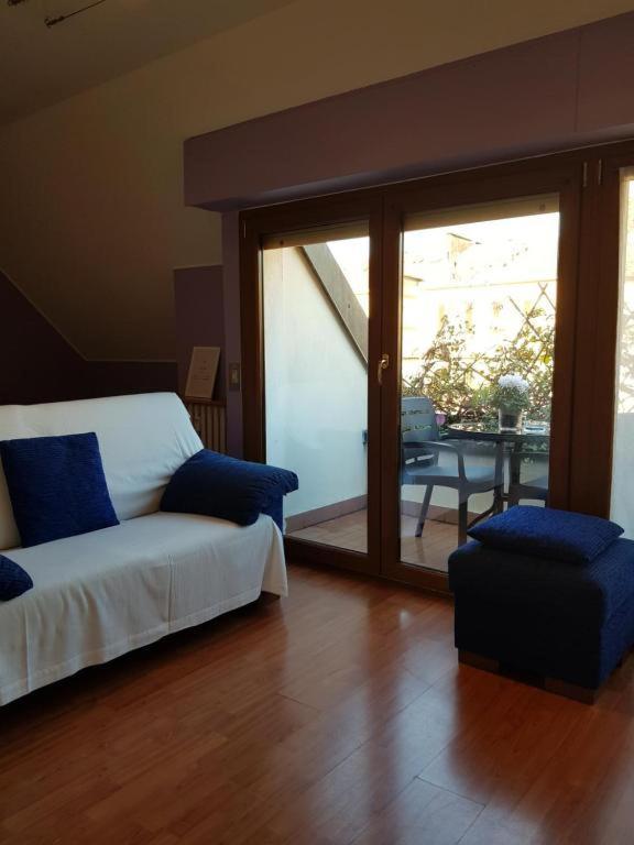 The Boheme Vintage Junior Suite ---- Cozy & Quiet & Comfortable With Private Bathroom & Fully Equipped Kitchenette & Cozy Balcony - Lift To 4Th Floor - Metro' Verde -Green Subway Porta Genova Mailand Exterior foto
